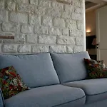 Casa Mansoor *