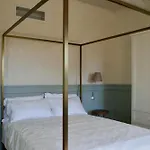 Casa Mansoor *