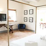 Casa Mansoor *