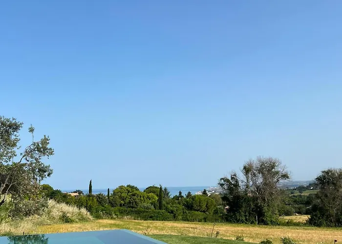 Πανσιόν Casa Mansoor Sirolo